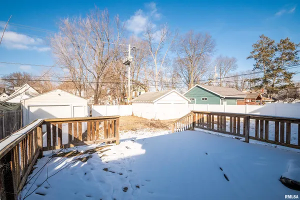 $90,000 | 1713 West Barker Avenue, Peoria, IL 61606