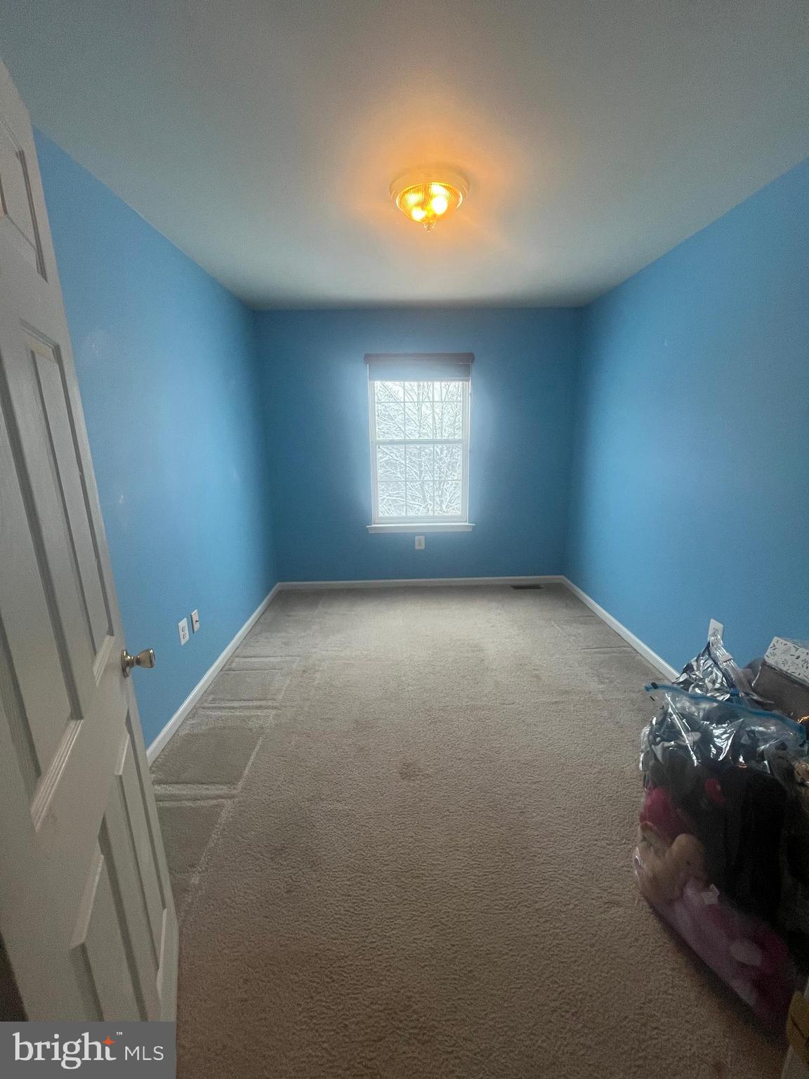 17 Wilt Road Bechtelsville, PA 19505 - Photo 27 of 31 a view of livingroom with window