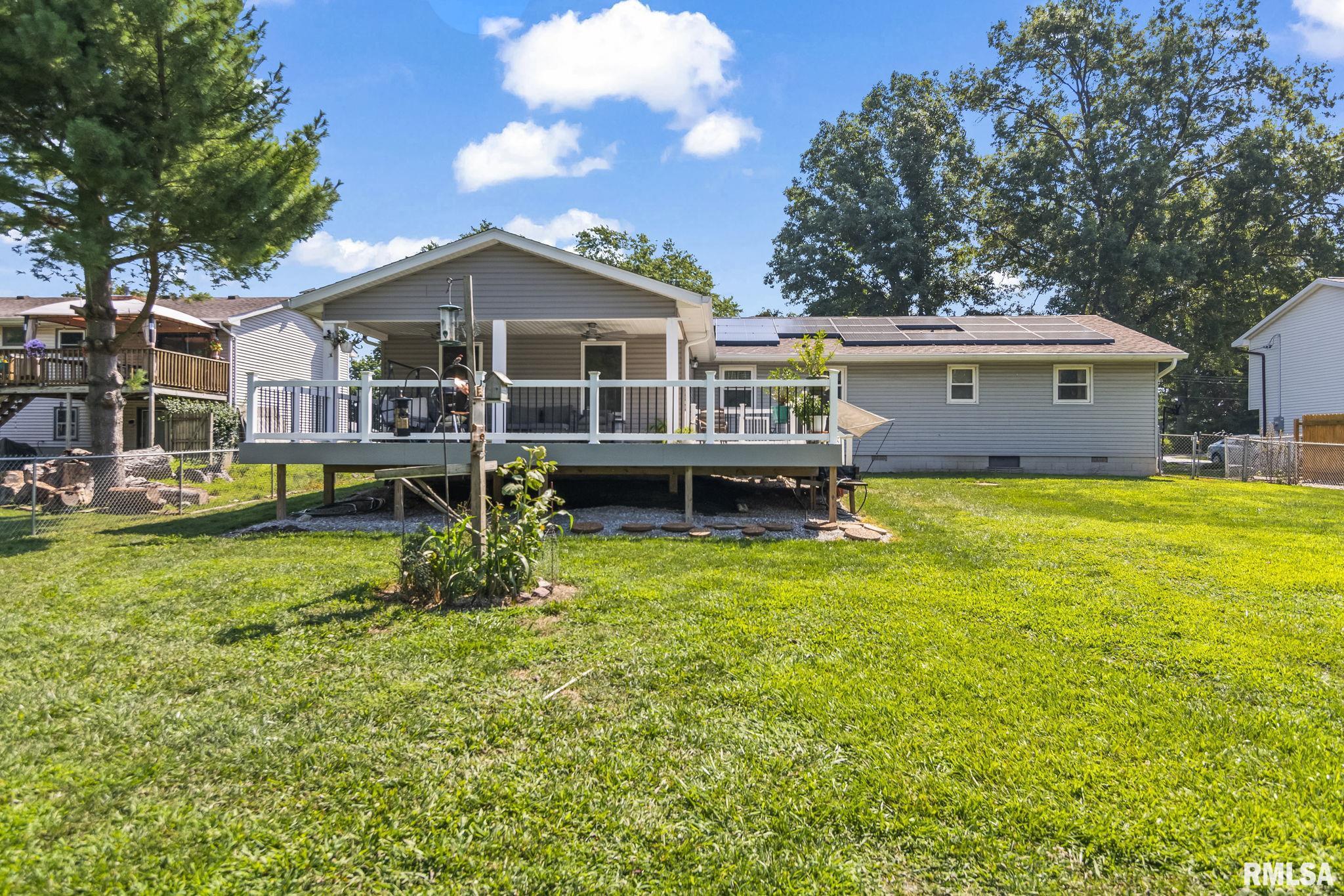 3435 Greenview Drive Decatur, IL 62521 - Photo 33 of 38