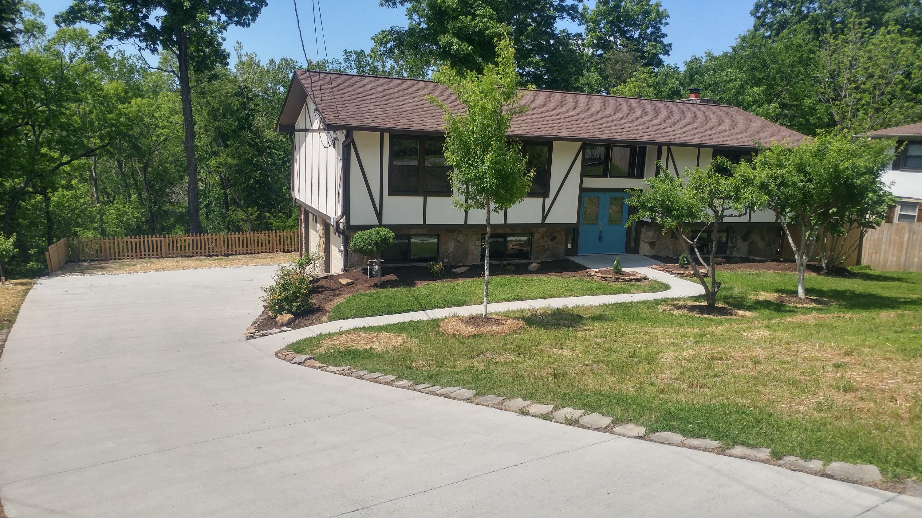 15 Clark Place Oak Ridge, TN 37830 - Photo 3 of 35 0511211500_HDR