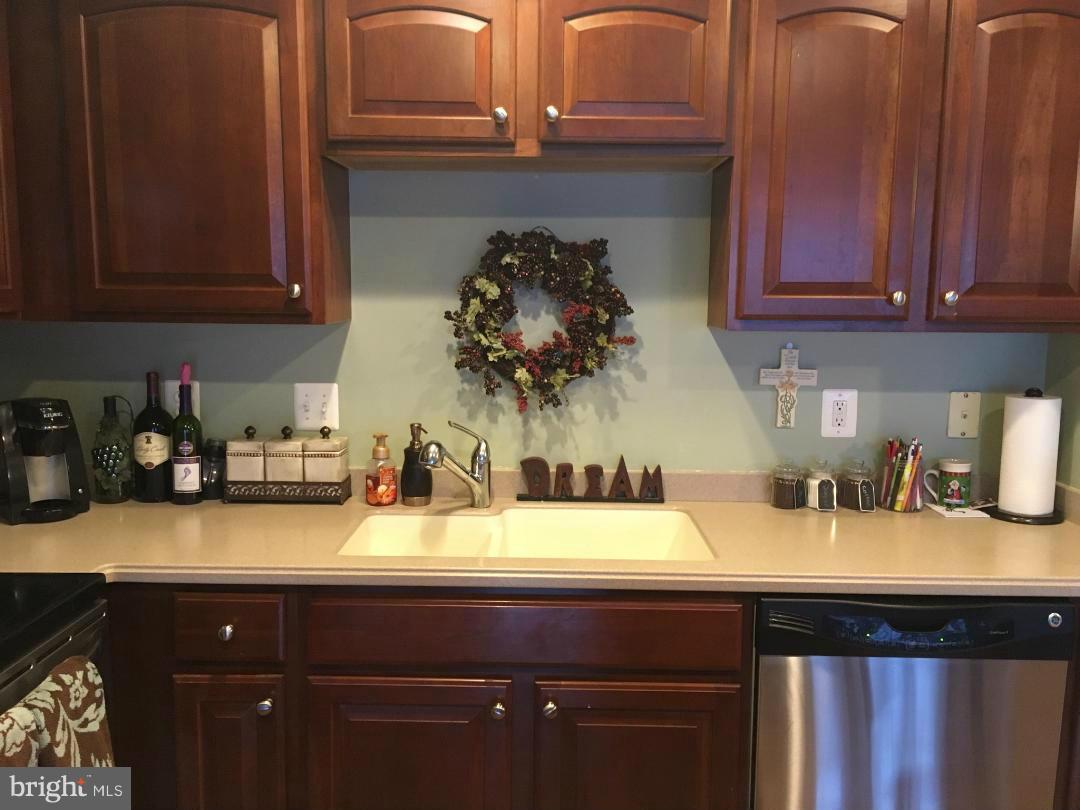 1232 Steed Street Ranson, WV 25438 - Photo 4 of 12 Kitchen