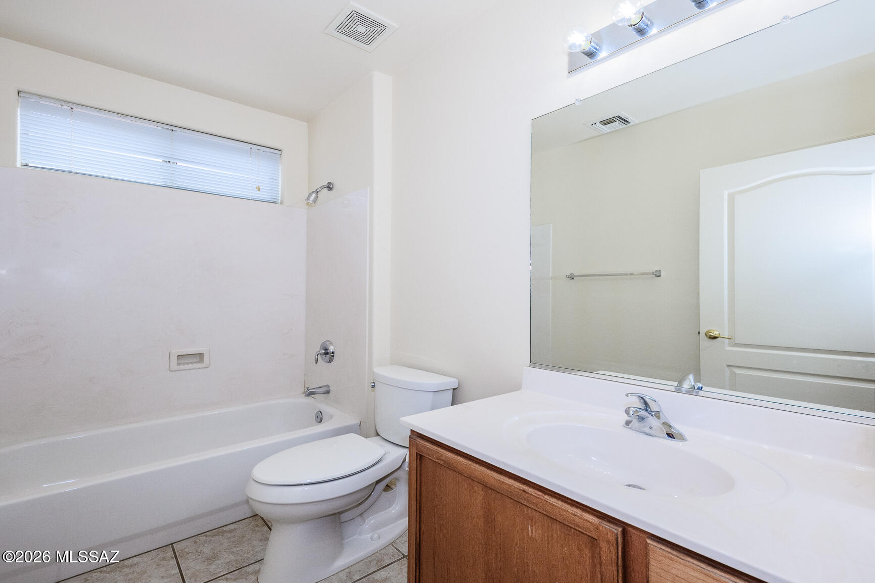 13588 East High Plains Ranch Street Vail, AZ 85641 - Photo 27 of 44 Guest Bath
