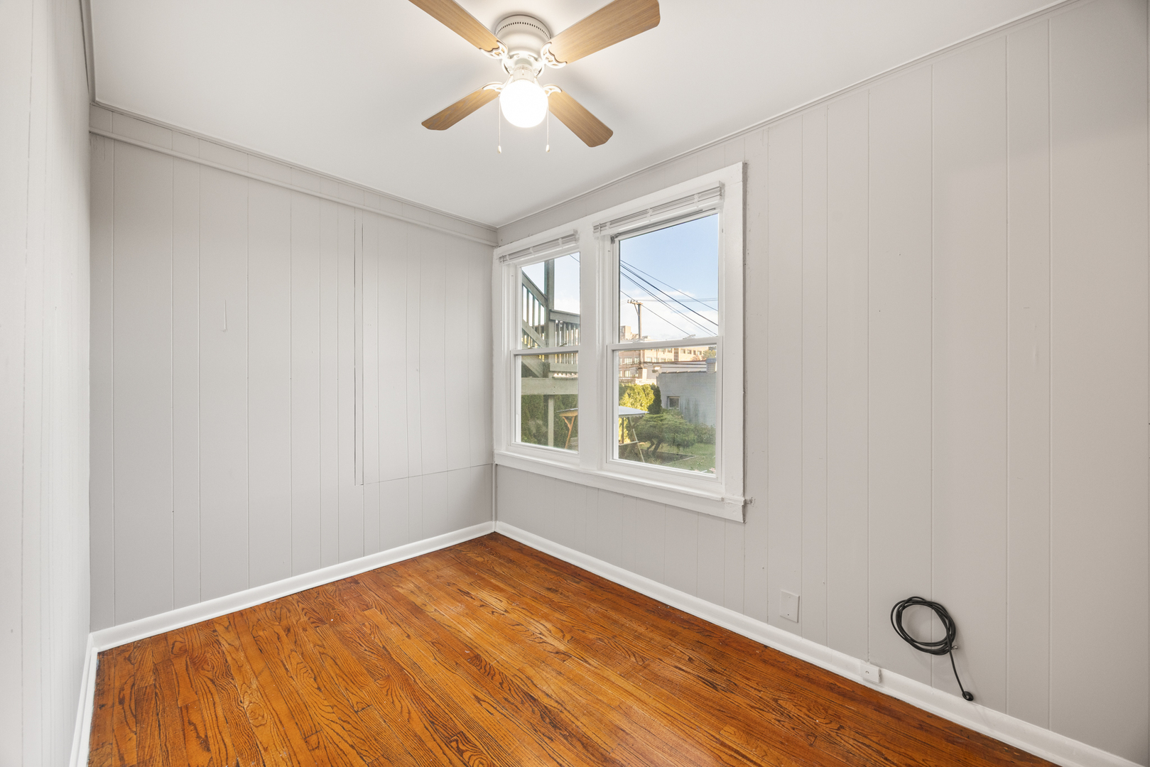 2443 West Gunnison Street, Unit 1 Chicago, IL 60625 - Photo 15 of 16