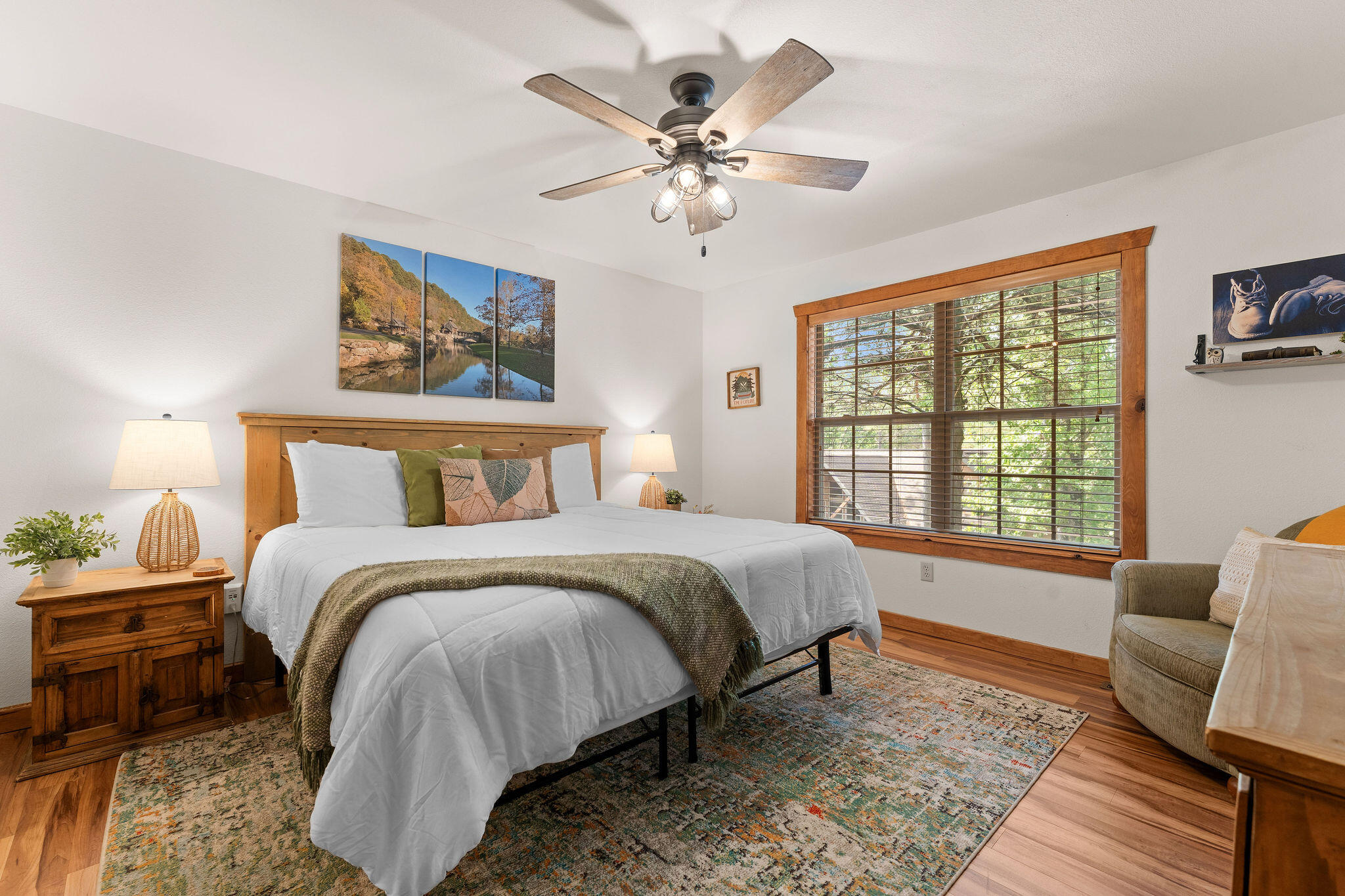 72 Lost Creek Circle, Unit 8 Reeds Spring, MO 65737 - Photo 14 of 82 Nature bedroom