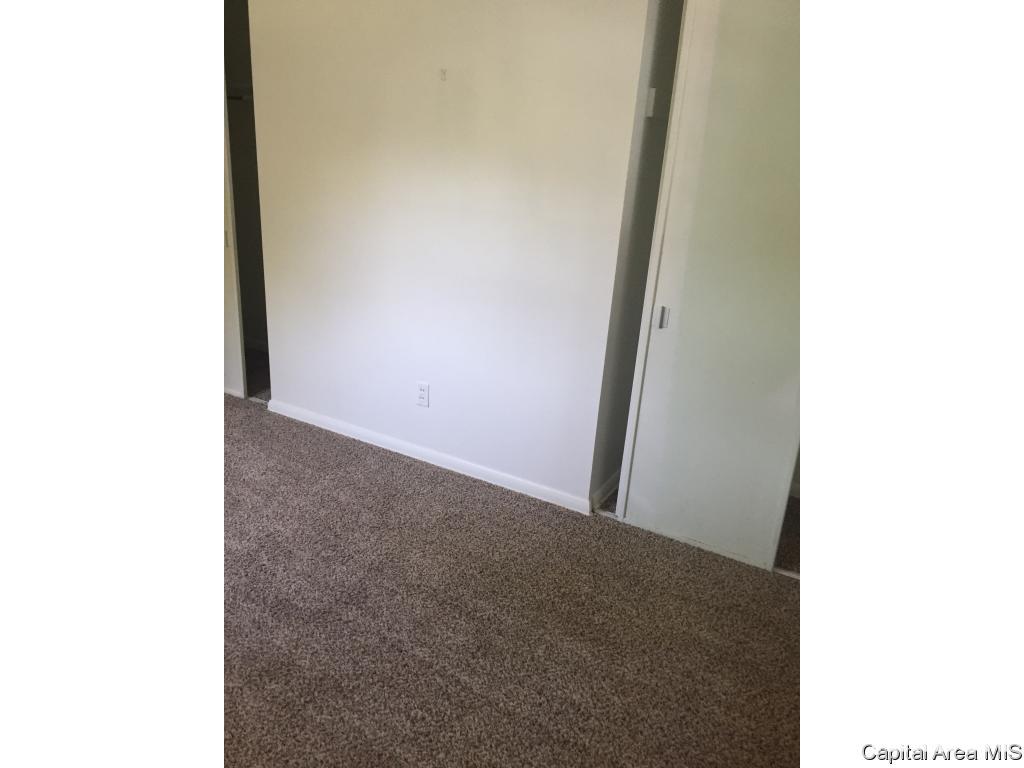 3600 Sheffield Road Springfield, IL 62703 - Photo 8 of 13