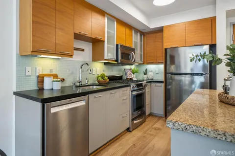 $880,000 | 170 King Street, Unit 711, San Francisco, CA 94107