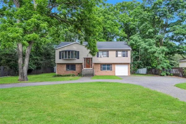 $850,000 | 87 Holbrook Road, Centereach, NY 11720