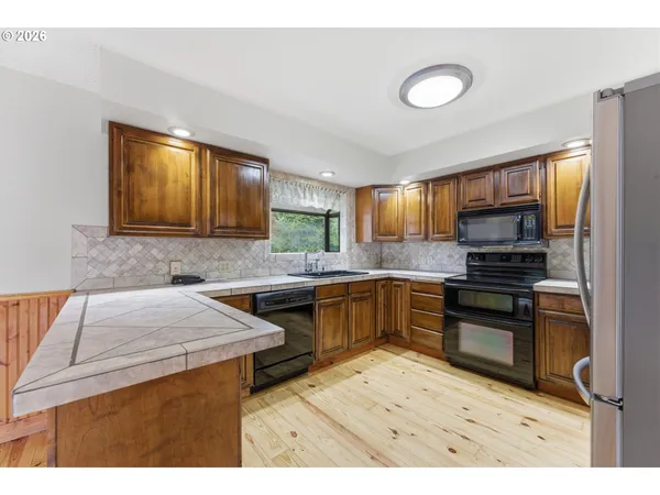 $549,900 | 74755 Doan Road, Rainier, OR 97048