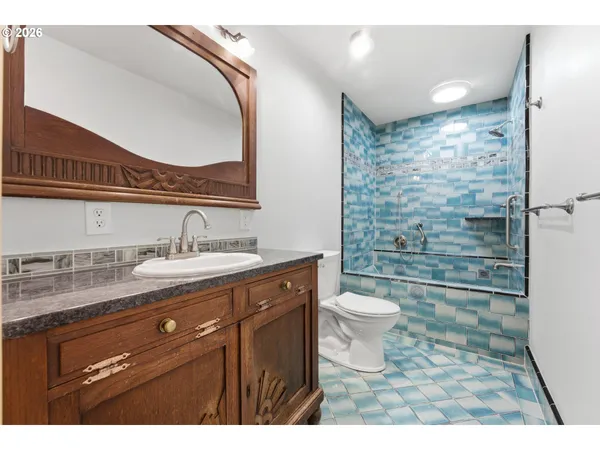 $549,900 | 74755 Doan Road, Rainier, OR 97048