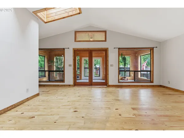 $549,900 | 74755 Doan Road, Rainier, OR 97048