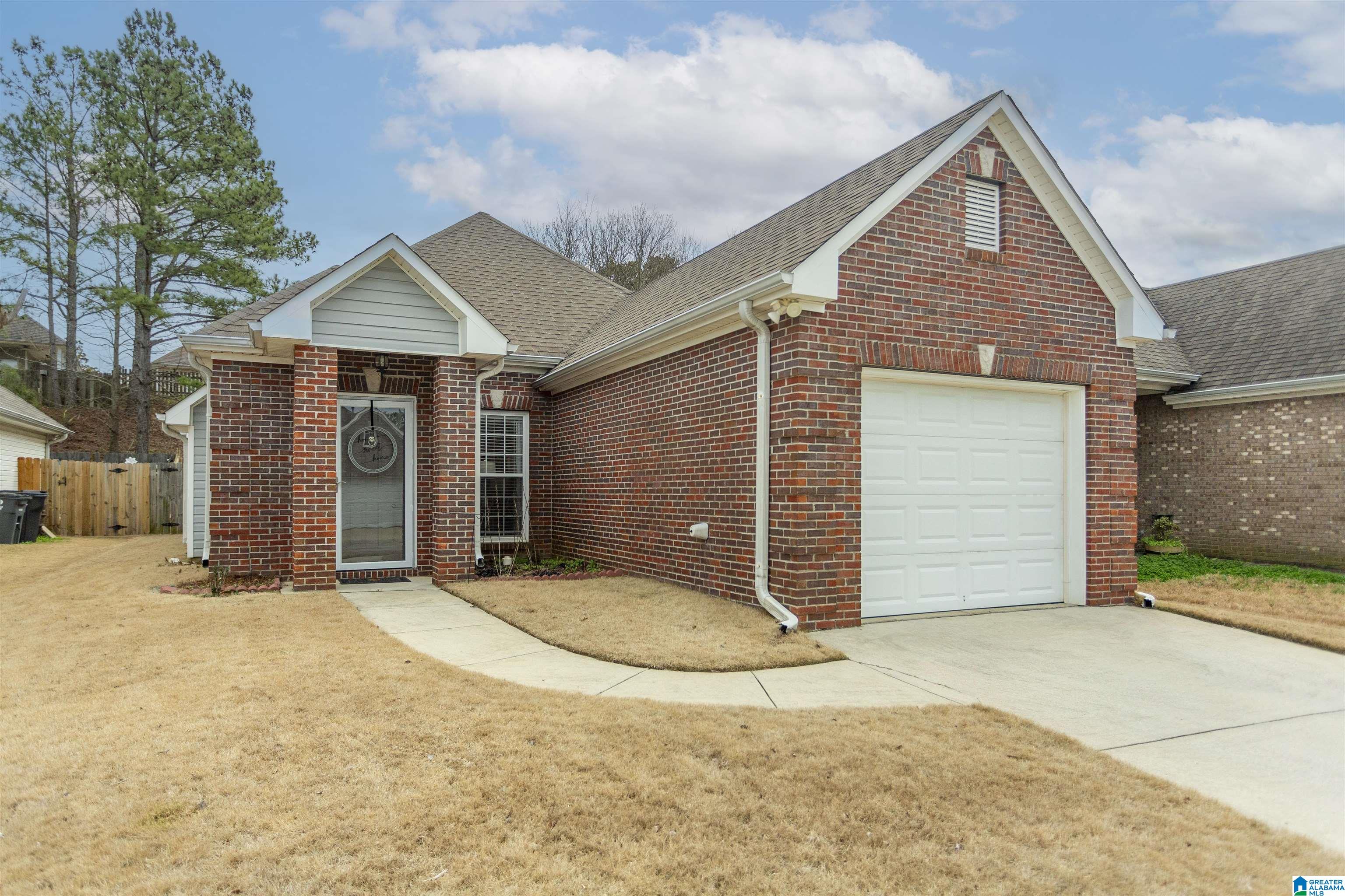 108 Highview Cove Pelham, AL 35124 - Photo 2 of 40