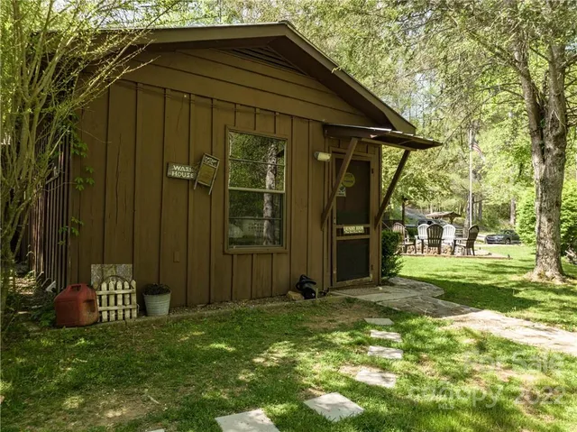 $1,490,000 | 68 Vacation Drive, Whittier, NC 28789