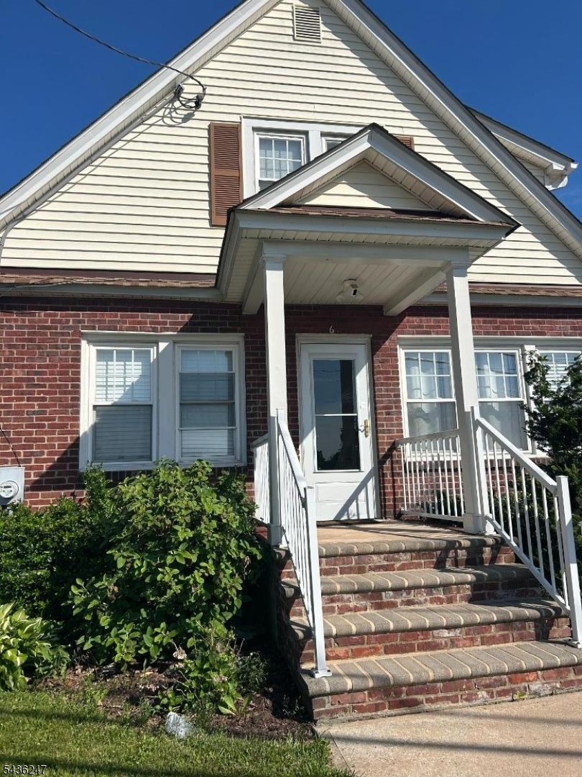 66 East Camplain Road, Unit 1 Manville, NJ 08835 - Photo 2 of 12