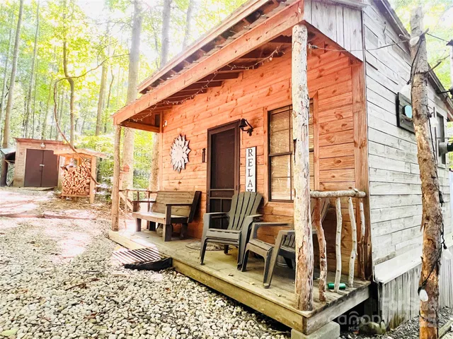 $299,900 | 3835 Running Deer Road, Jonesville, NC 28642