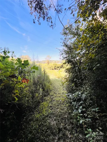 $299,900 | 3835 Running Deer Road, Jonesville, NC 28642