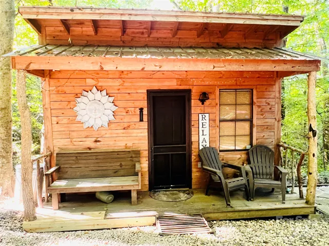 $299,900 | 3835 Running Deer Road, Jonesville, NC 28642