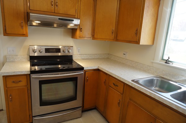 33 Ward Street Amherst, MA 01002 - Photo 10 of 30