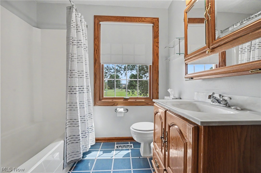 3895 Stroup Road Rootstown, OH 44272 - Photo 21 of 45 Full bath