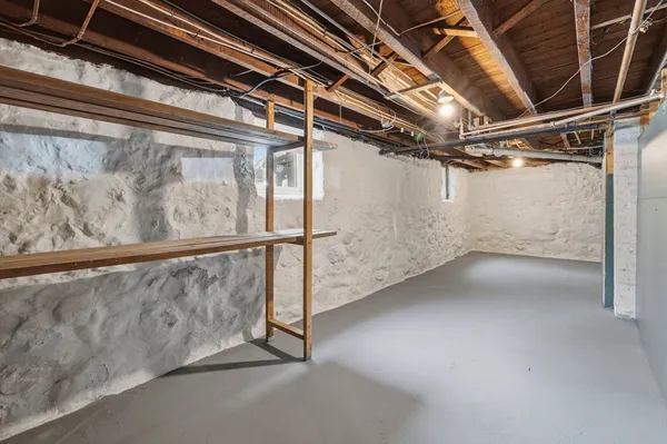 $2,600 | 202 North Street, Unit 1, Salem, MA 01970