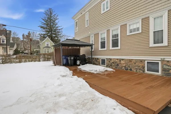 $2,600 | 202 North Street, Unit 1, Salem, MA 01970