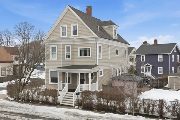 $2,600 | 202 North Street, Unit 1, Salem, MA 01970