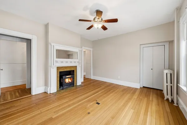 $2,600 | 202 North Street, Unit 1, Salem, MA 01970