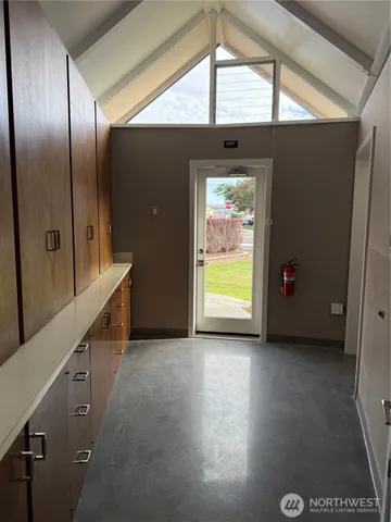 a view of an entryway