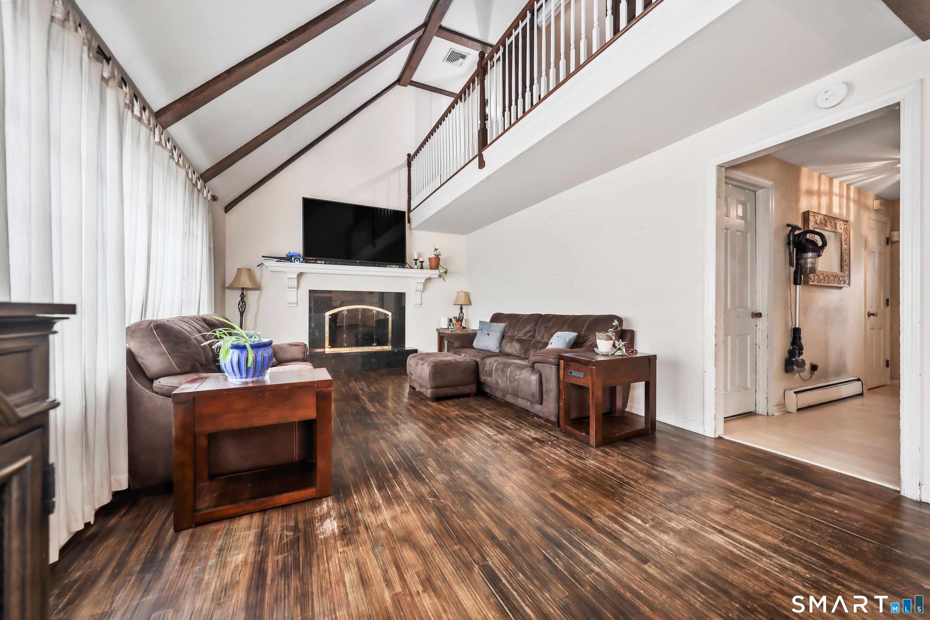 47 Finch Road Wolcott, CT 06716 - Photo 5 of 39