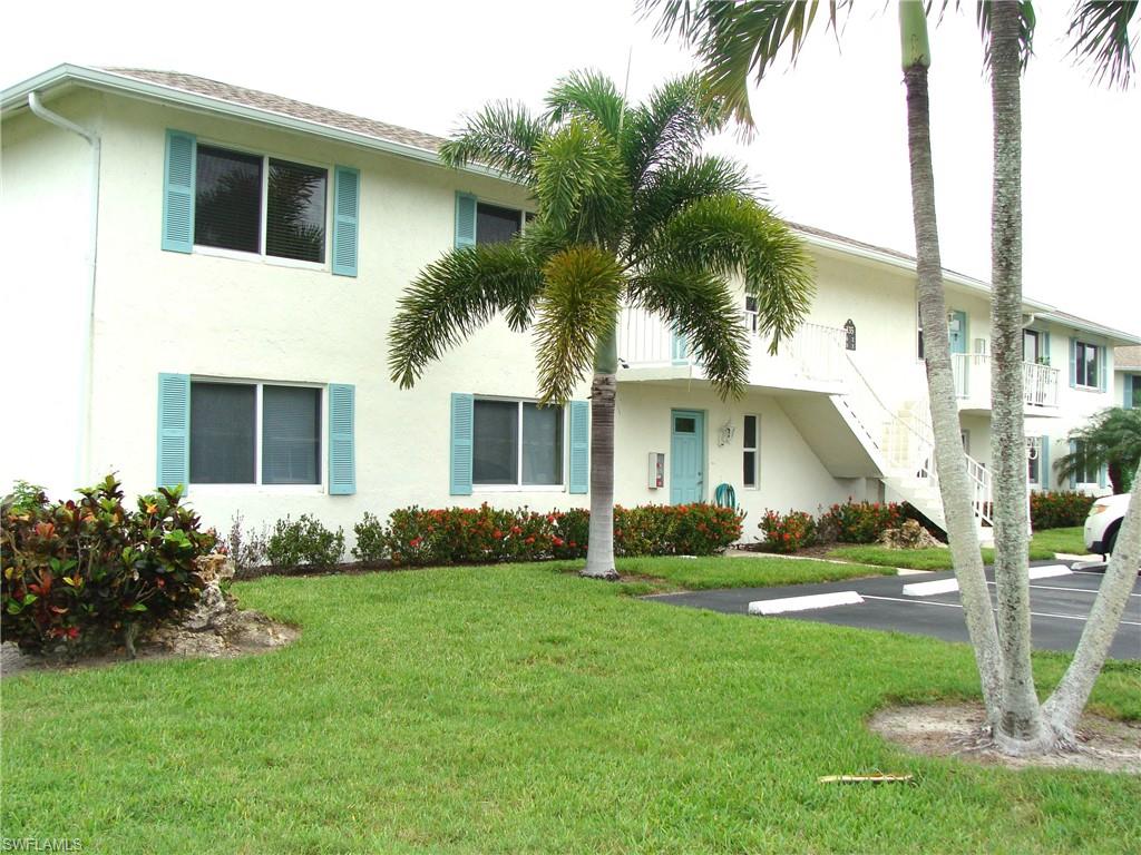 135 Quails Nest Road, Unit 4 Naples, FL 34112 - Photo 2 of 36