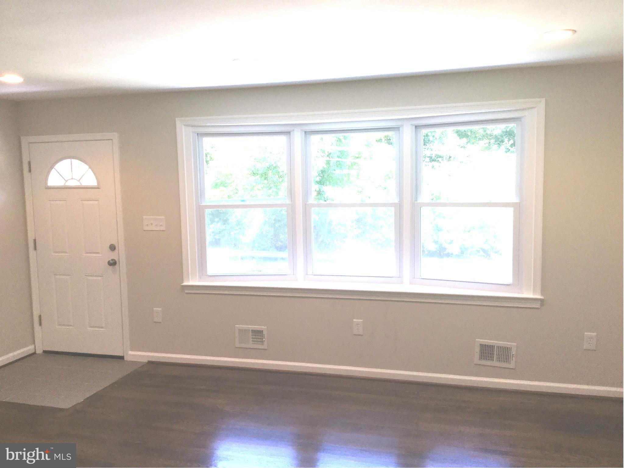 5407 Temple Hill Road Temple Hills, MD 20748 - Photo 8 of 30 Living Room
