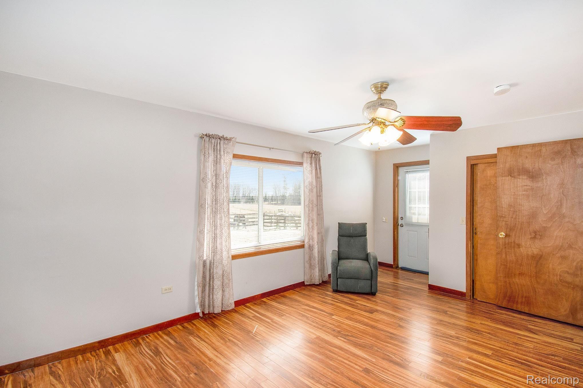 3658 Peck Road North Branch, MI 48461 - Photo 10 of 21 210319-Molczyk-3668-PECK-Road---2_17.jpg