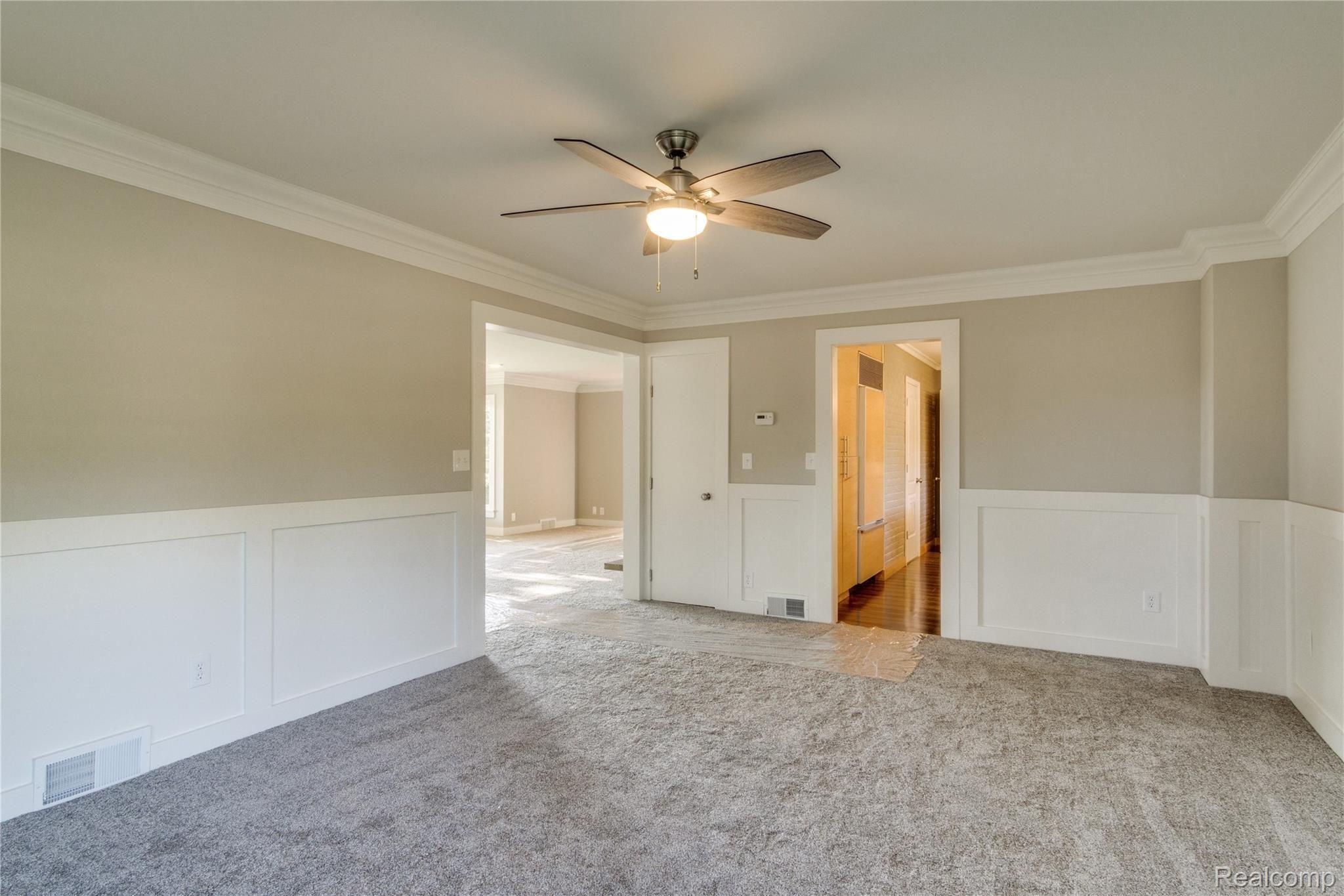 6796 Meadowlake Road Bloomfield Hills, MI 48301 - Photo 27 of 53 Interiors (13 of 52) - Copy.jpg