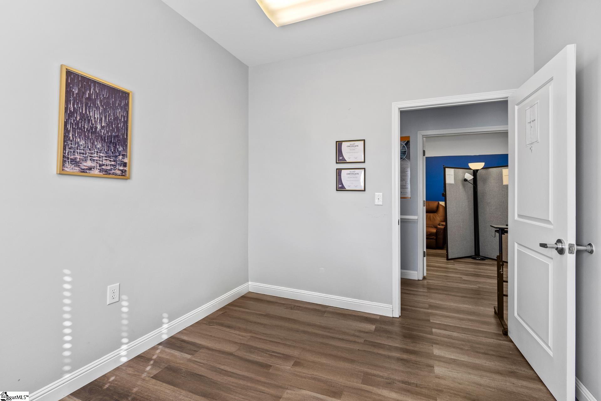 223 Adley Way Greenville, SC 29607 - Photo 14 of 26 Gallery Image 14