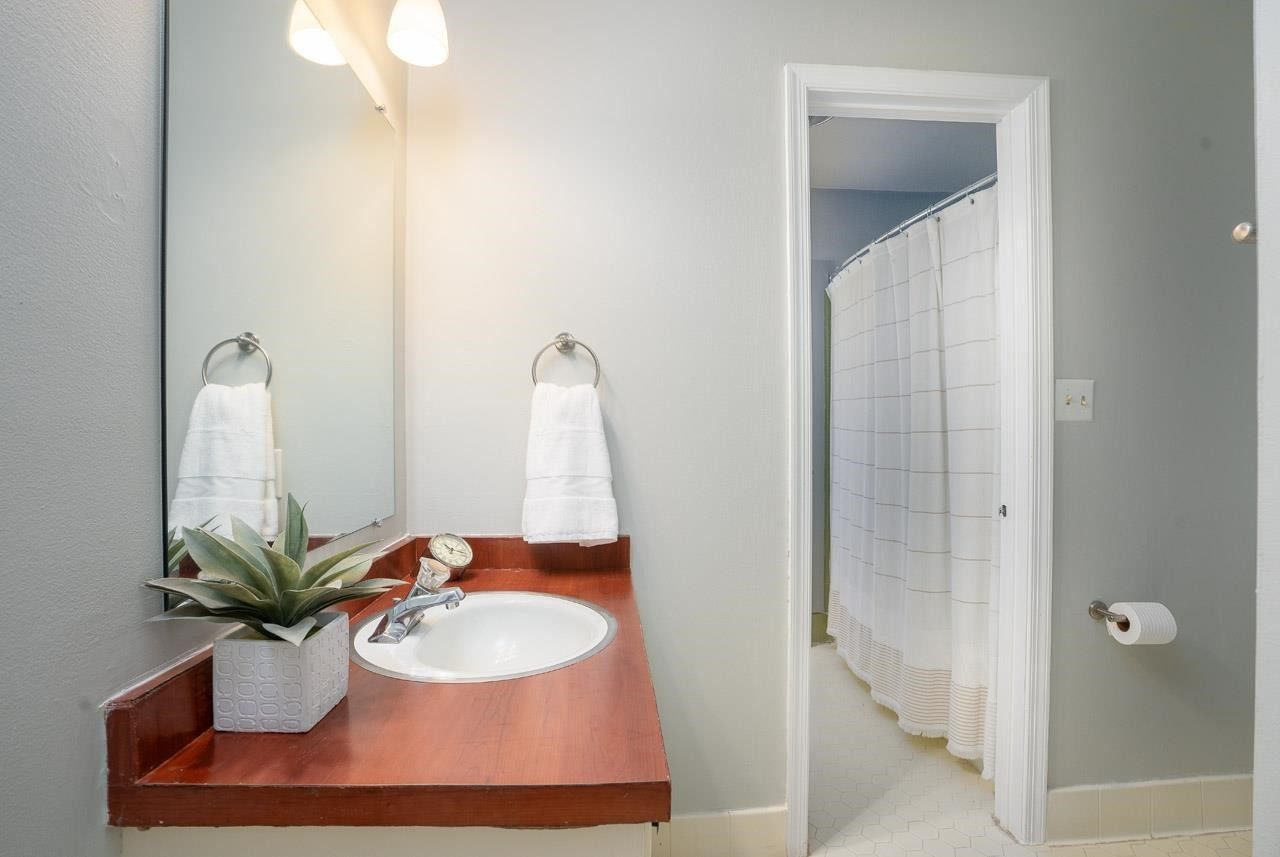 4208 Pickwick Drive Raleigh, NC 27613 - Photo 16 of 25 Photo 16