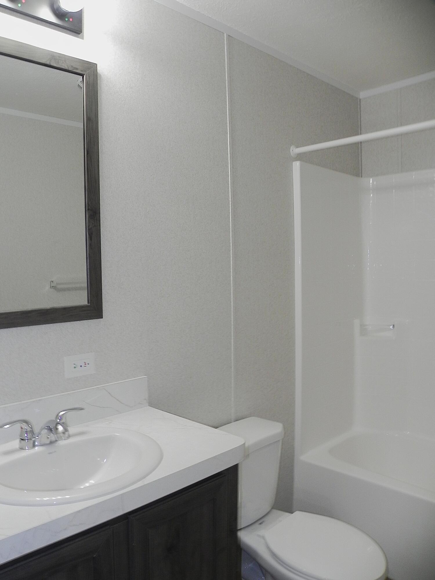 1241 Manistee River Road, Unit 34 Three Rivers, MI 49093 - Photo 17 of 23 DSCN2295