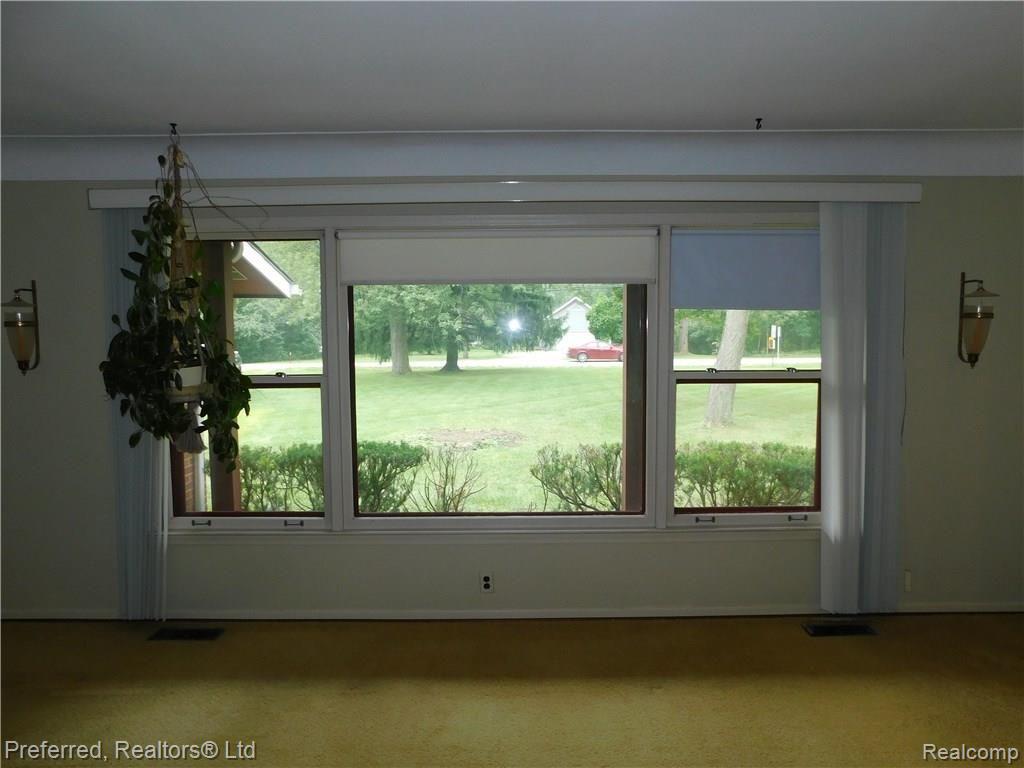 25408 Farmbrook Road Southfield, MI 48034 - Photo 13 of 74 DSCN0126.JPG