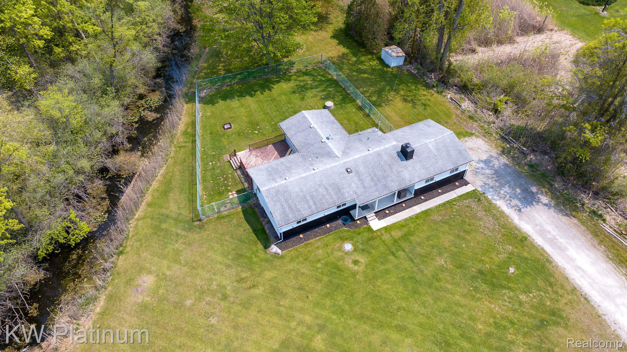 9099 Phelps Road Algonac, MI 48001 - Photo 5 of 36 Gallery Image 5