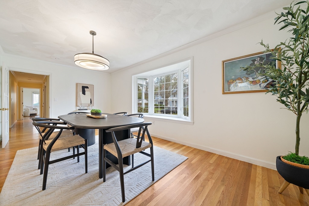 28 Mansfield Road Wellesley, MA 02481 - Photo 11 of 41