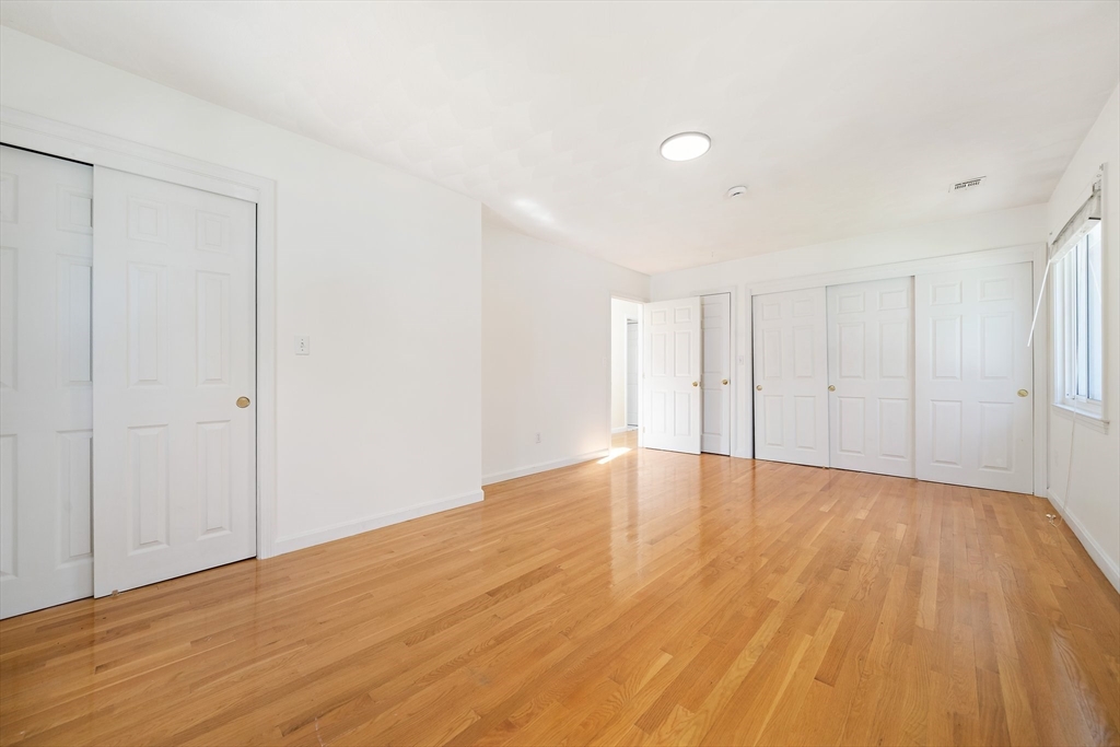 28 Mansfield Road Wellesley, MA 02481 - Photo 25 of 41