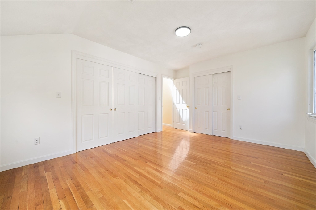 28 Mansfield Road Wellesley, MA 02481 - Photo 29 of 41