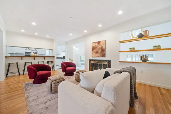 $9,500 | 28 Mansfield Road, Wellesley, MA 02481