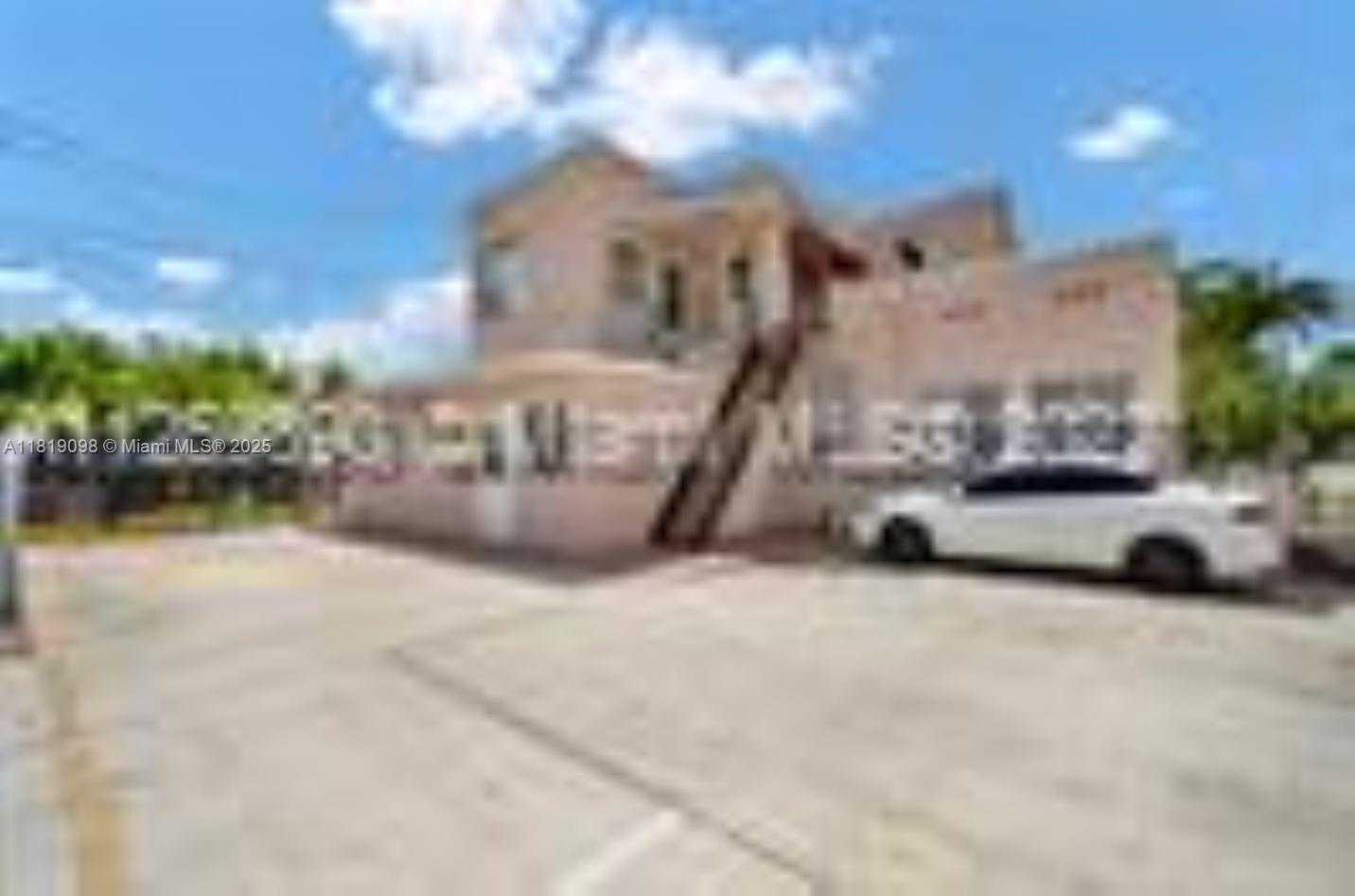 829 Southwest 19th Avenue Miami, FL 33135 - Photo 7 of 30 a view of outdoor space with lake view