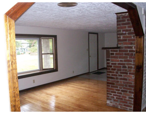 27 Jordan Road Halifax, MA 02338 - Photo 11 of 20 Gallery Image 11