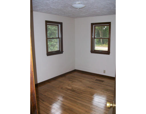27 Jordan Road Halifax, MA 02338 - Photo 15 of 20 Gallery Image 15