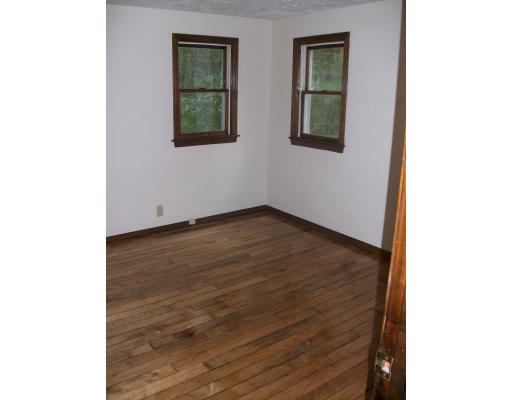 27 Jordan Road Halifax, MA 02338 - Photo 16 of 20 Gallery Image 16