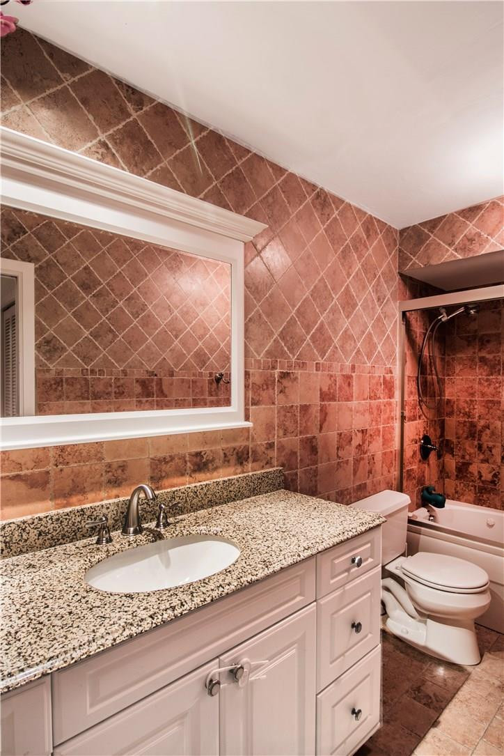 6850 Tiburon Circle, Unit 6850 Boca Raton, FL 33433 - Photo 9 of 15 Photo 9