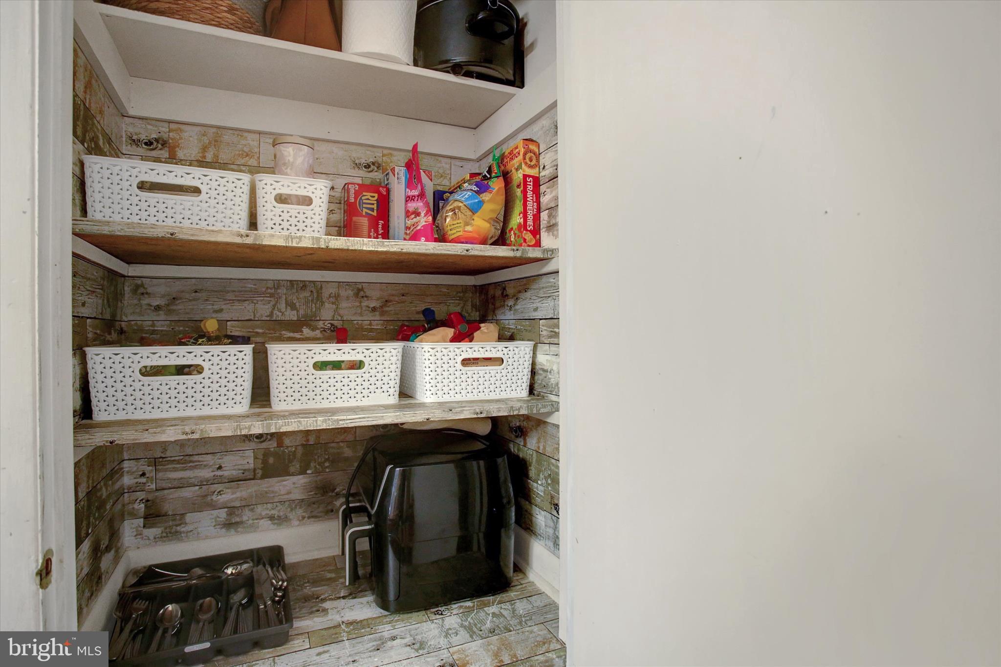 6600 Slabtown Road Waynesboro, PA 17268 - Photo 13 of 43 Pantry