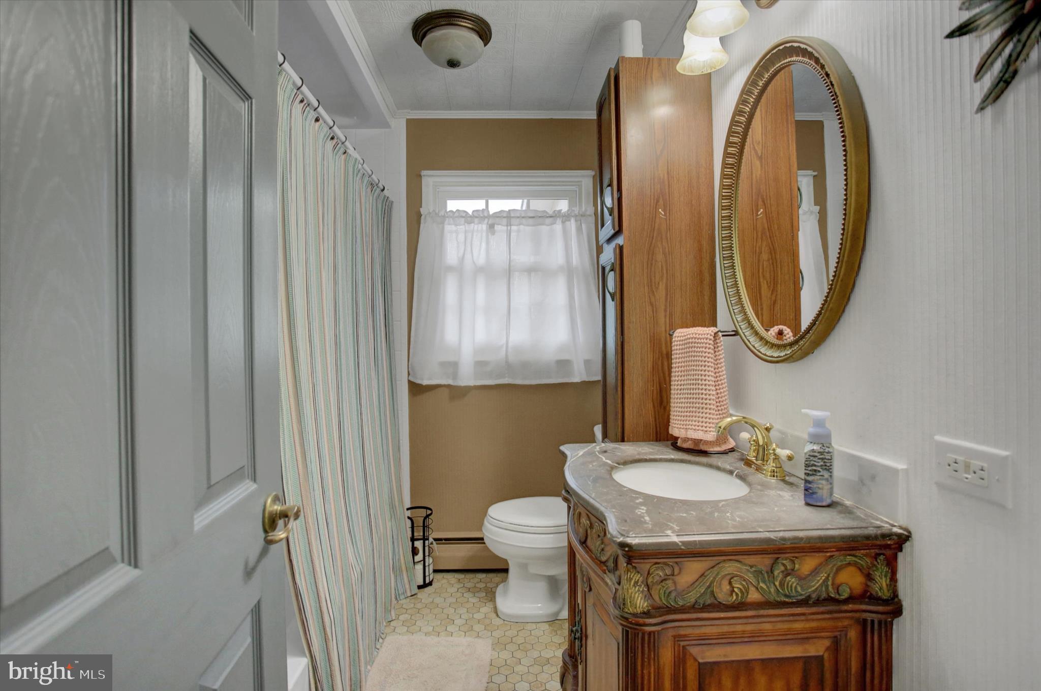 6600 Slabtown Road Waynesboro, PA 17268 - Photo 20 of 43 Bathroom