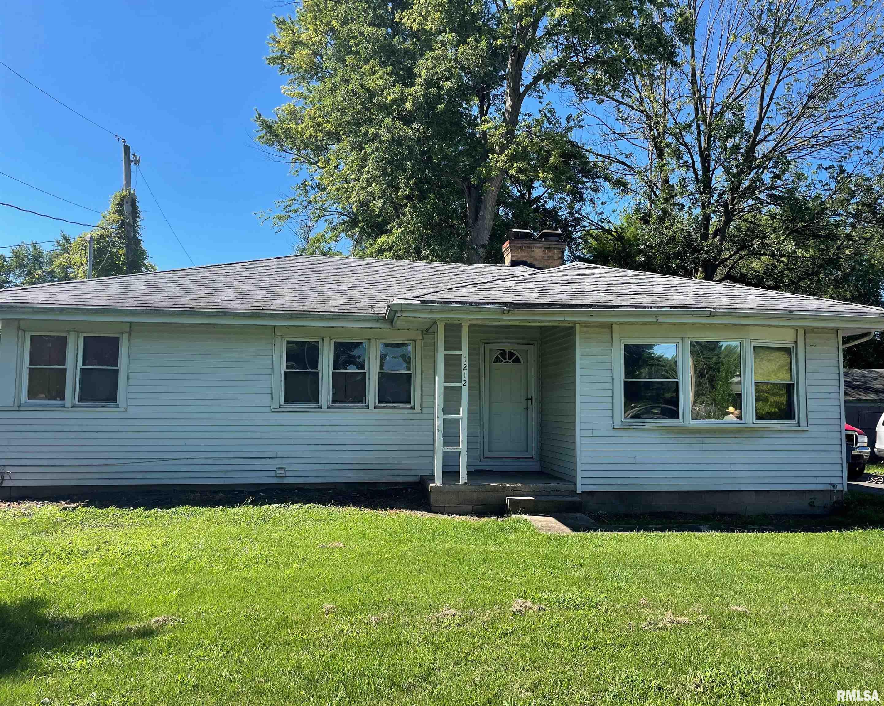 1212 West Centre Street Springfield, IL 62704 - Photo 1 of 7 Gallery Image 1