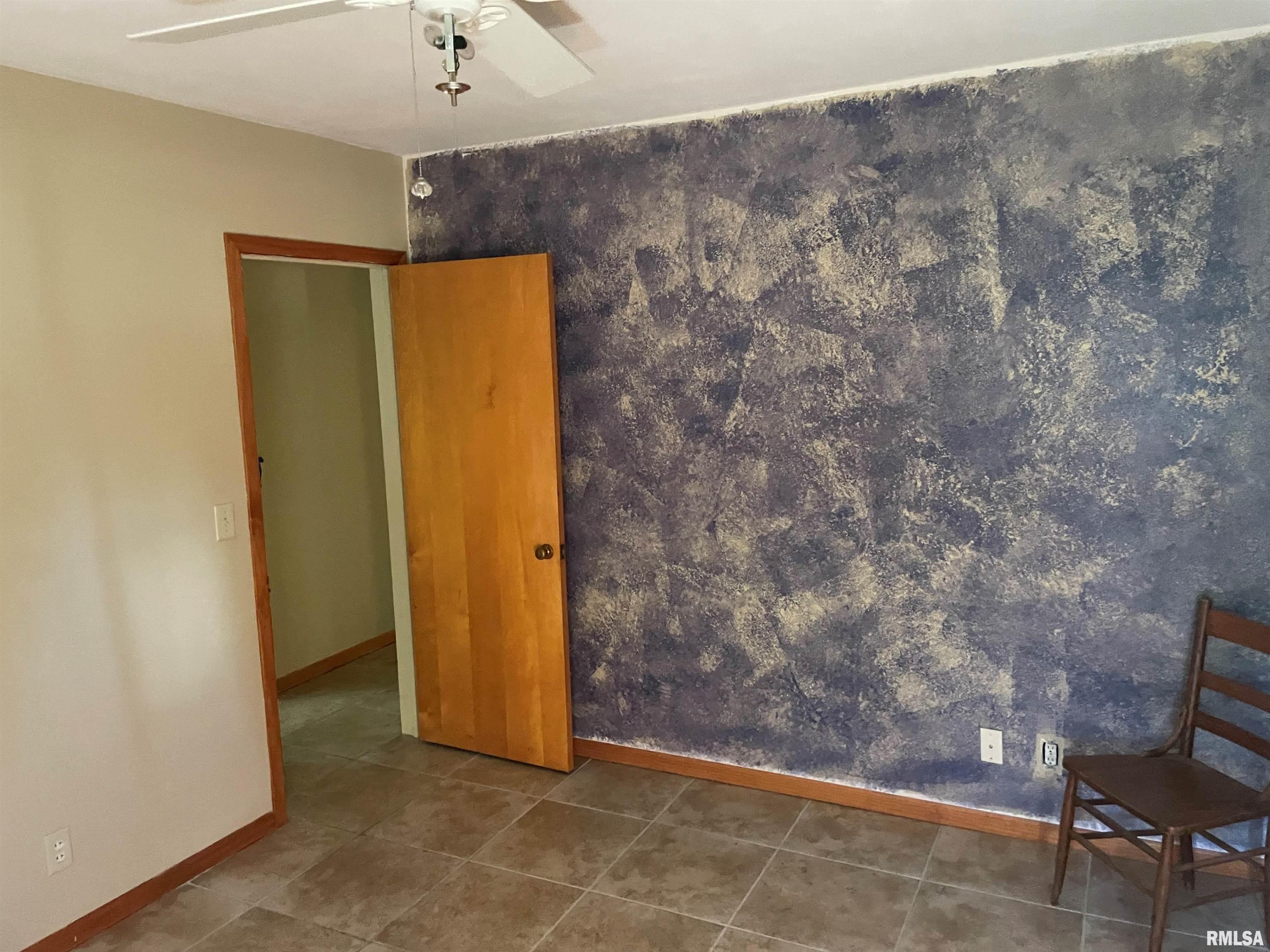 1212 West Centre Street Springfield, IL 62704 - Photo 5 of 7 Gallery Image 5